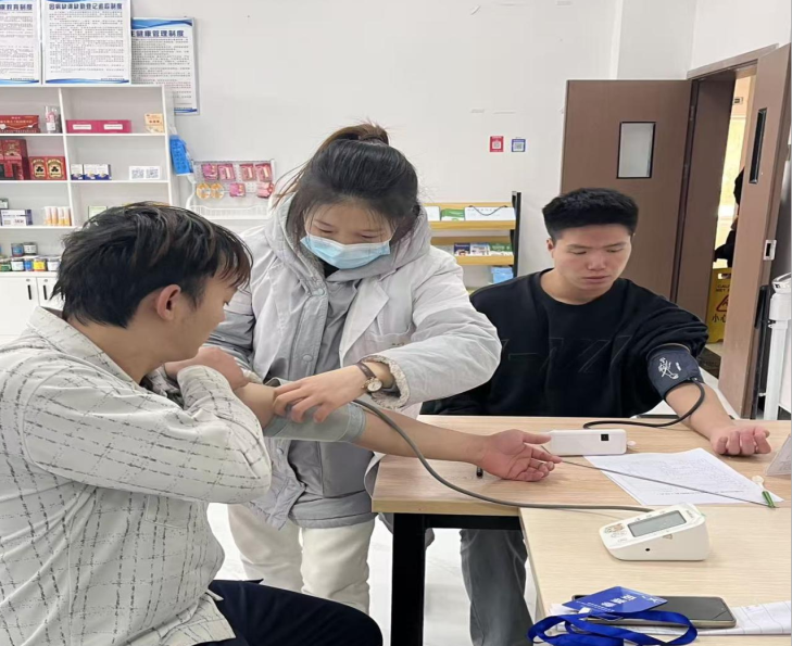贵州民用航空职业学院 2026 年春季征兵初检工作开展情况