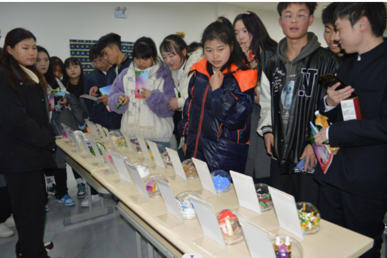 平坝区公安局禁毒大队走进我院开展禁毒宣讲！
